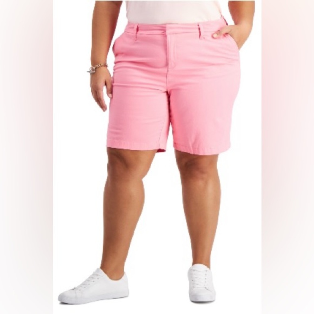 Tommy Hilfiger Women's Pink Bermudas